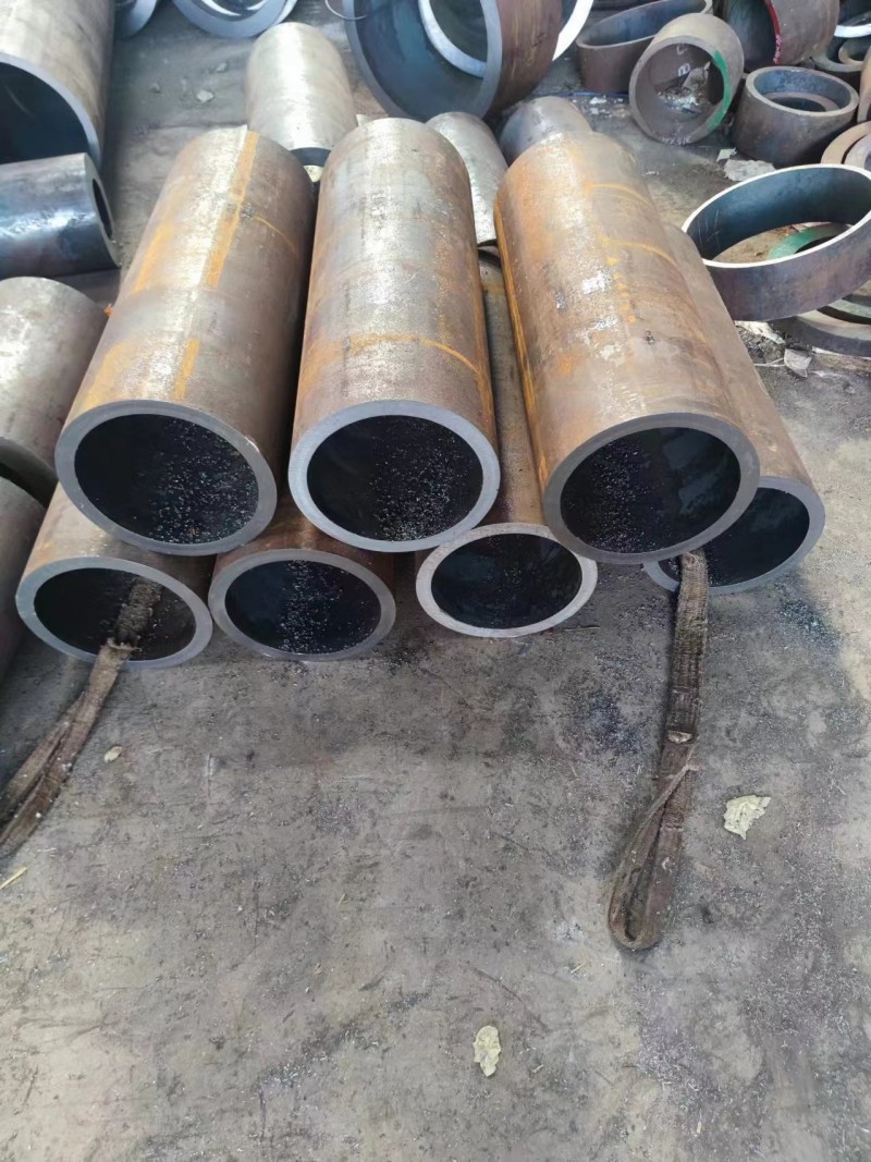 南岸南岸南岸12Cr1MovG无缝钢管切割